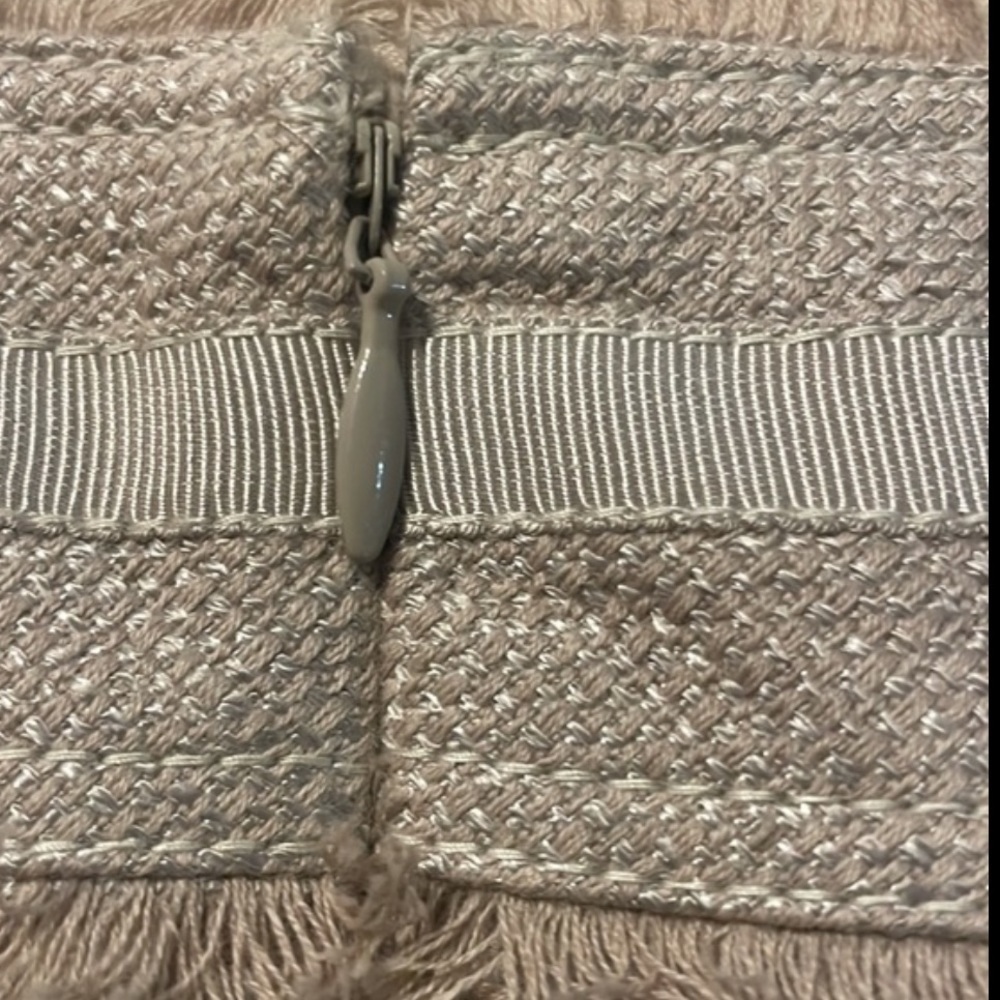 ANN Taylor Women’s Pencil Skirt Fringe Trim Faux Wrap Size 2P - Picture 10 of 11